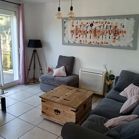 Prázdninový dům Piscine Calme Foret La Seyne-sur-Mer